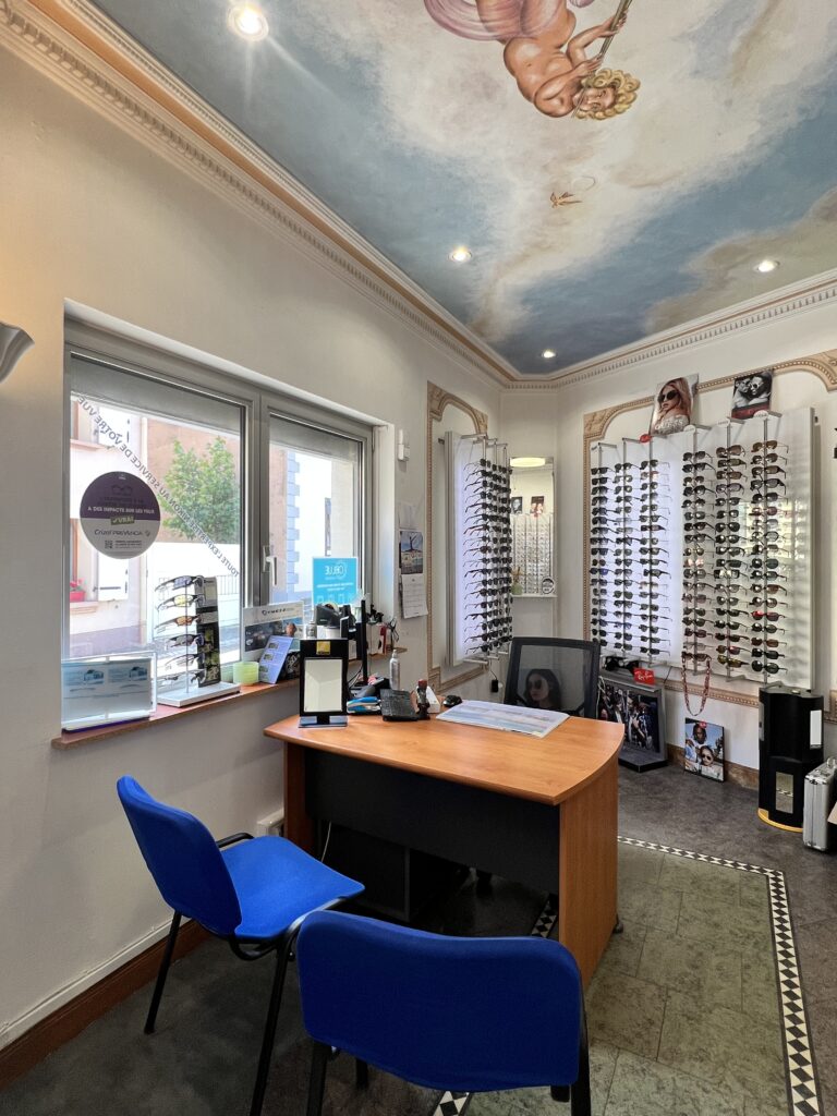MAGASIN D'OPTIQUE